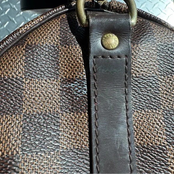 Louis Vuitton Speedy Bandouliere 30 in Damier Ebene - Picture 8 of 16